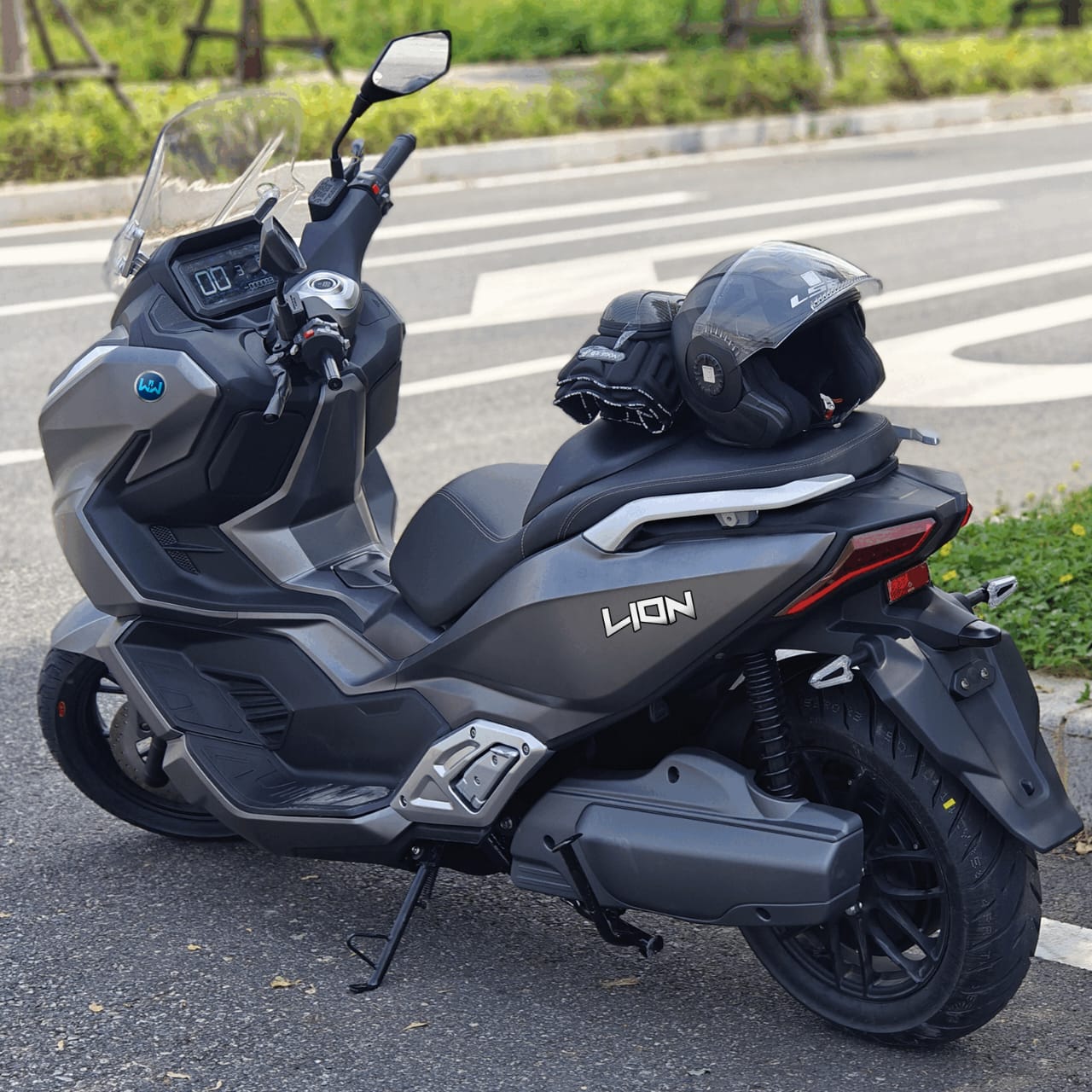 electric_scooter_Lion_3_www.ev-battery.gr